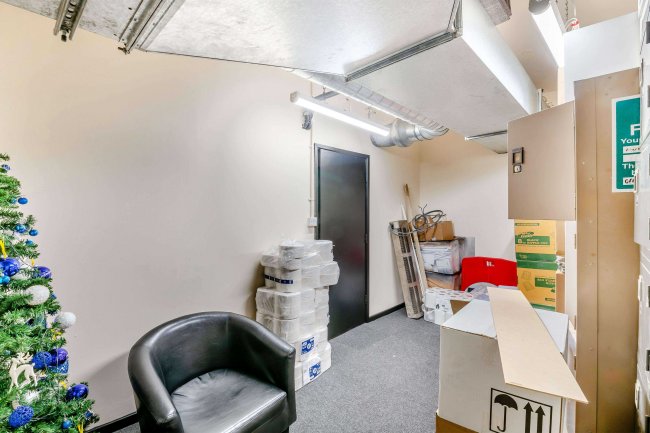 8-10 Cheapside, Barnsley, South Yorkshire, S70 1RR 1