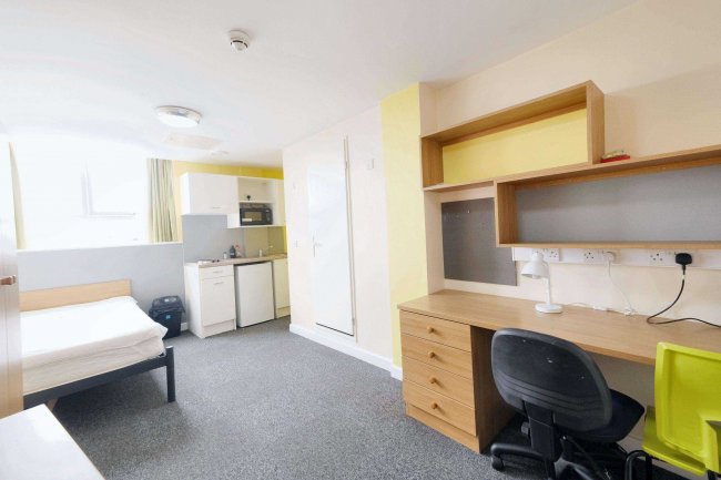 Flat 41, College House, Bridge Road, Alum Rock, Birmingham B8 3TE 8