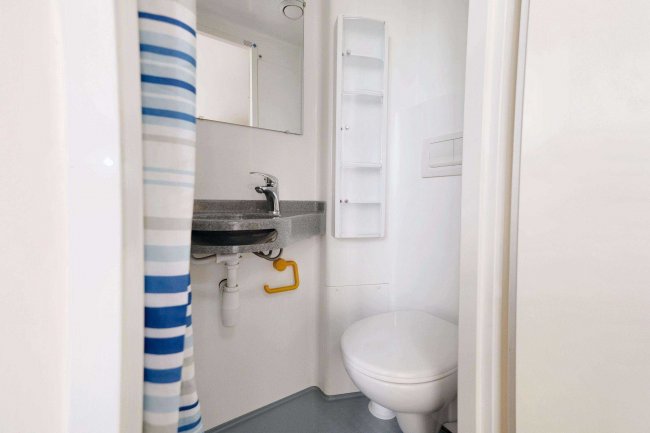 Flat 41, College House, Bridge Road, Alum Rock, Birmingham B8 3TE 8