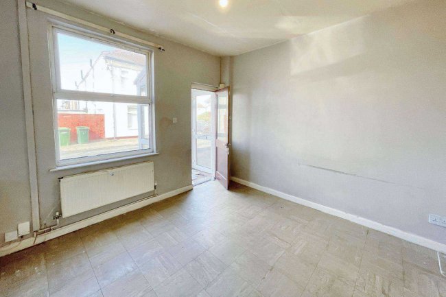 3 Old Barn Road, Wallasey, Merseyside, CH44 5SX 7