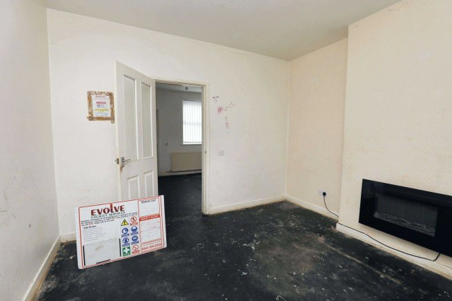 70 Pitt Street, Fingerpost Street, St. Helens, WA9 1NB 6