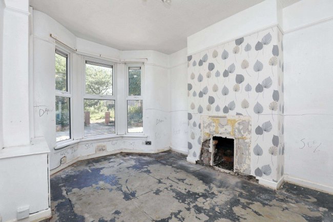 64 Violet Road, Litherland, Liverpool, L21 6NZ 2