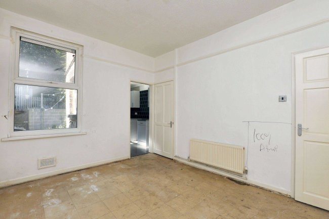 64 Violet Road, Litherland, Liverpool, L21 6NZ 2