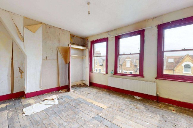 24 Bromar Road, London SE5 8DL 5