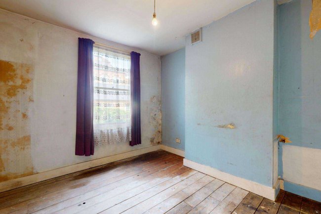 121 Chatham Street, Walworth, London SE17 1PA 1