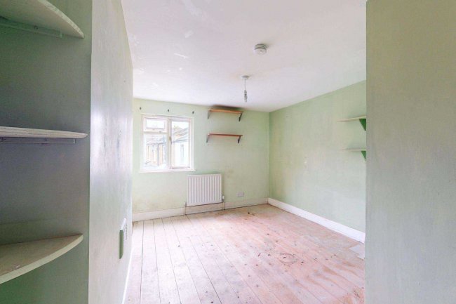 270 Crystal Palace Road, East Dulwich, London SE22 9JH 4