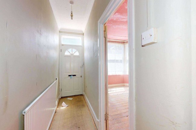 14 Gomm Road, Rotherhithe, London SE16 2TX 10