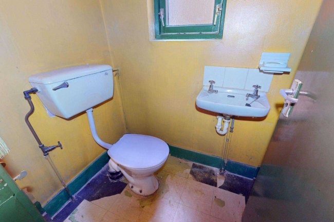 14 Gomm Road, Rotherhithe, London SE16 2TX 10