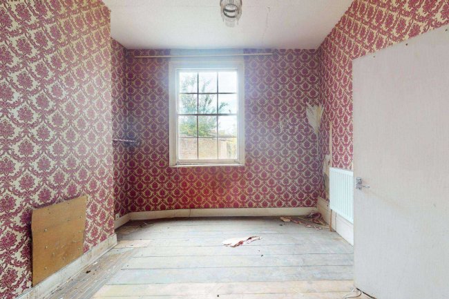 90 Southwark Park Road, Bermondsey, London SE16 3RS 1