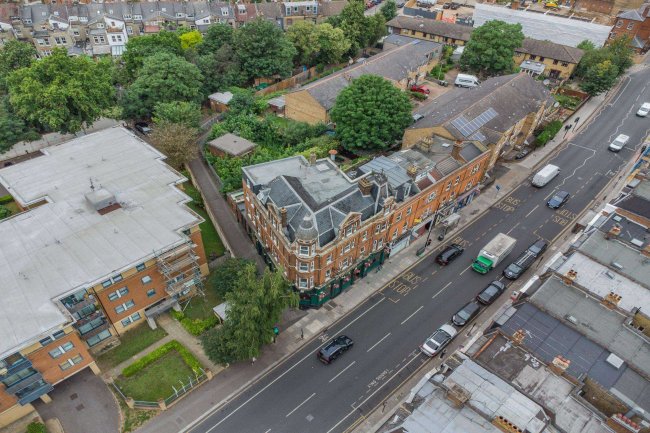 128 Tottenham Lane, Hornsey, London N8 7EL 8