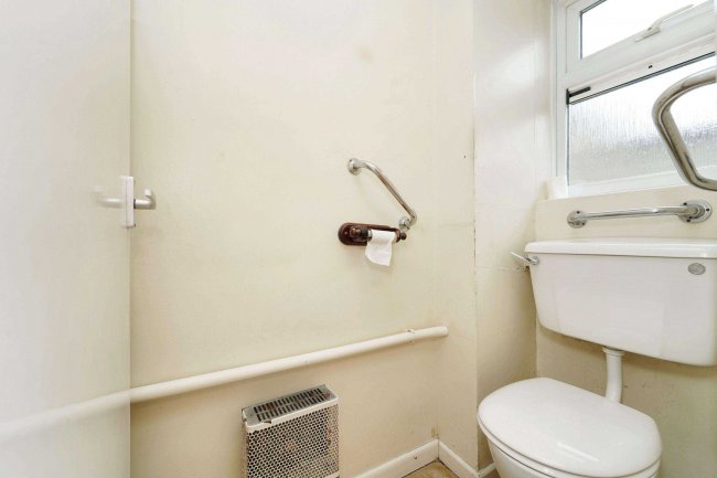 11 Harris Road, Ashton Keynes, Swindon, Wiltshire, SN6 6PQ 9