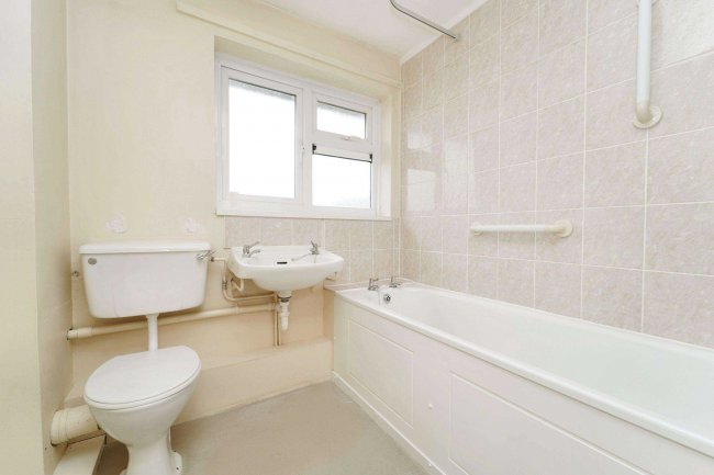 11 Harris Road, Ashton Keynes, Swindon, Wiltshire, SN6 6PQ 9