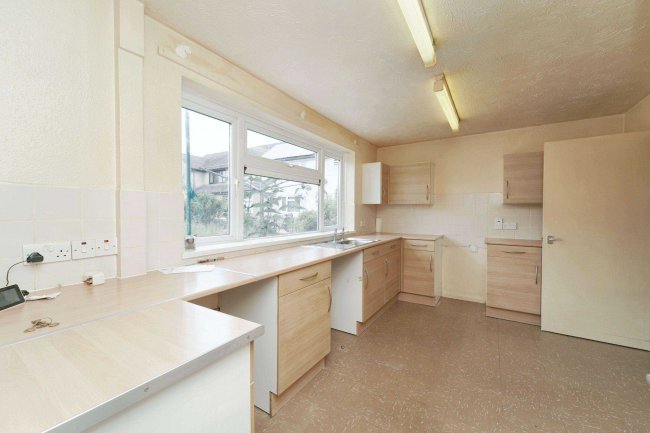 11 Harris Road, Ashton Keynes, Swindon, Wiltshire, SN6 6PQ 9