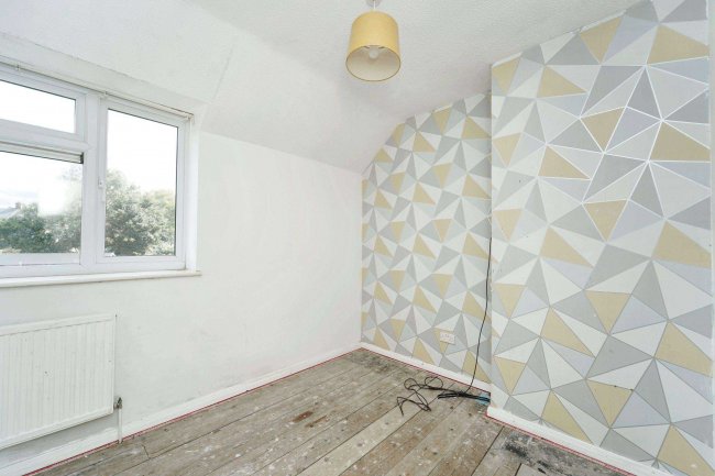 76 New Road, Royal Wootton Bassett, Swindon, Wiltshire, SN4 7DQ 3