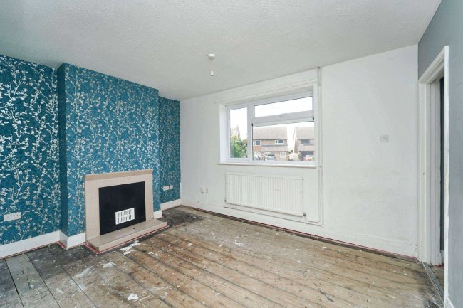 76 New Road, Royal Wootton Bassett, Swindon, Wiltshire, SN4 7DQ 3