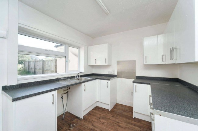 76 New Road, Royal Wootton Bassett, Swindon, Wiltshire, SN4 7DQ 3