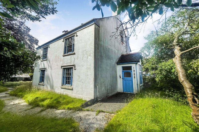 Weston House, Haye Road, Callington PL17 7JJ 4