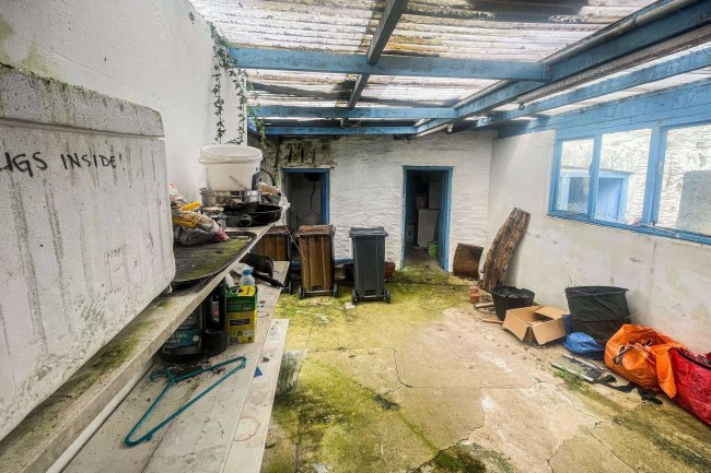 Weston House, Haye Road, Callington PL17 7JJ 4