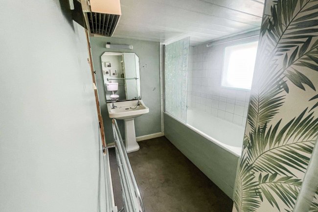 Weston House, Haye Road, Callington PL17 7JJ 4