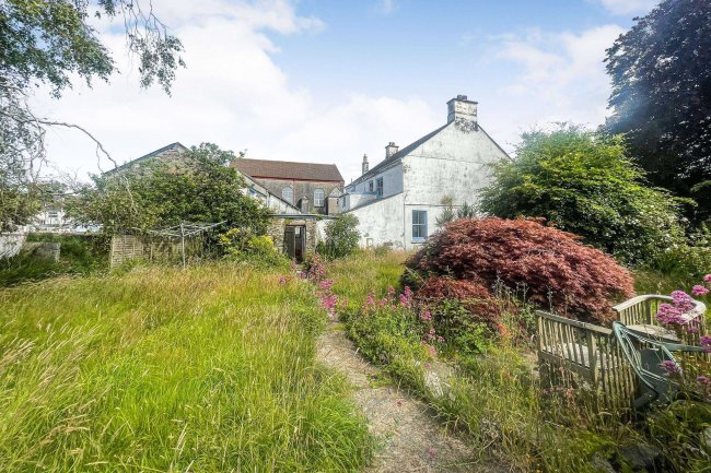 Weston House, Haye Road, Callington PL17 7JJ 4