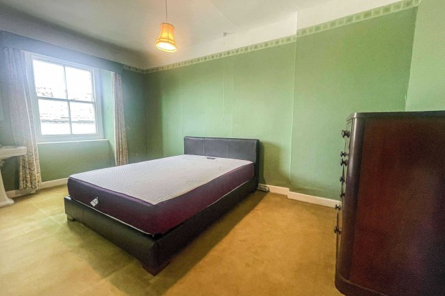 Weston House, Haye Road, Callington PL17 7JJ 4