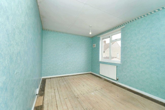 6 Barrow Green, Chippenham, Wiltshire, SN15 1BE 1