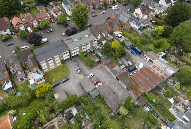 Osborne Court, Osborne Road,  Farnborough GU14 6AP 4