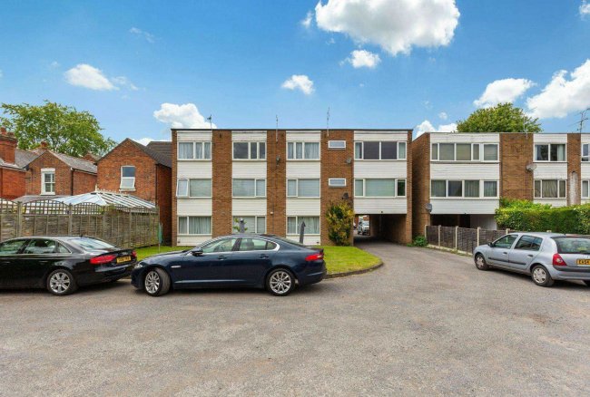 Rushmore Court, Osborne Road,  Farnborough GU14 6AP 5