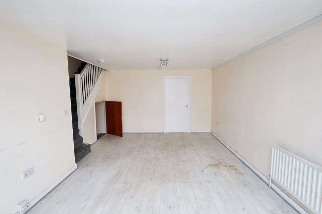 68 Ostell Crescent, Enfield, EN3 6FY 4