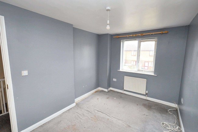 68 Ostell Crescent, Enfield, EN3 6FY 4