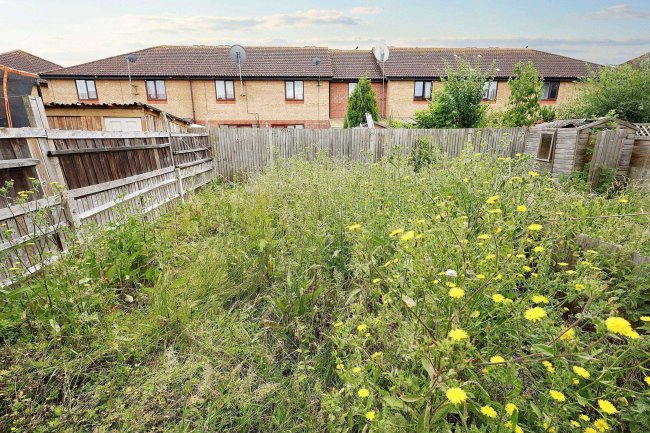 68 Ostell Crescent, Enfield, EN3 6FY 4