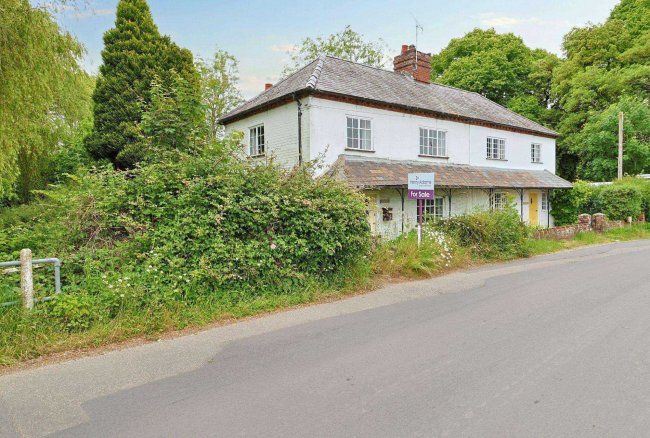 2 Cottage By The Mill, West Ashling, West Sussex PO18 8DT & Land by Cottage By The Mill together with rear garages 7