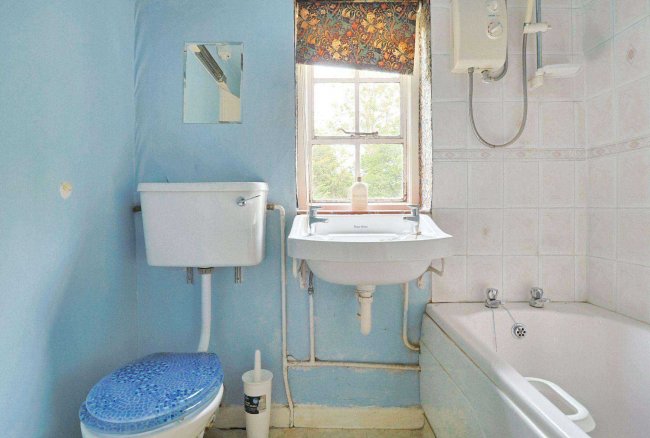 2 Cottage By The Mill, West Ashling, West Sussex PO18 8DT & Land by Cottage By The Mill together with rear garages 7