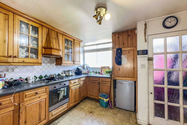 Flat 27 Orion House, Coventry Road, Spitalfields, London, E1 5RX 2