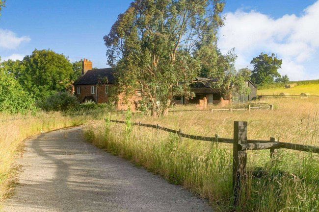 Appletree Cottage, Sutton Waldron, Blandford Forum, DT11 8PG 7