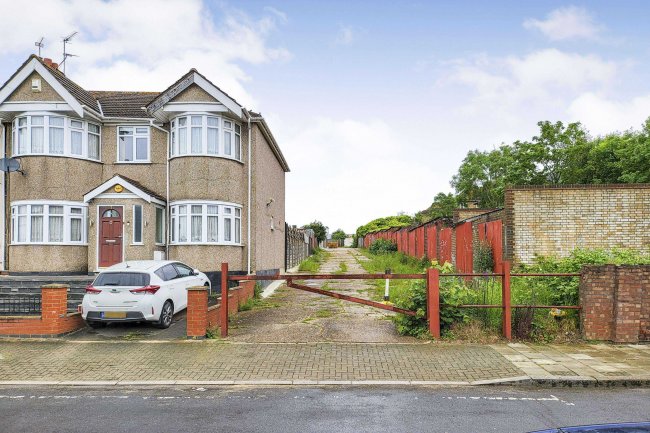 Garages at Perwell Court, Alexandra Avenue, South Harrow HA2 9ED 5