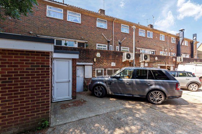 2 & 2a, Park Parade, South Road, Haywards Heath, West Sussex RH16 4LX 1