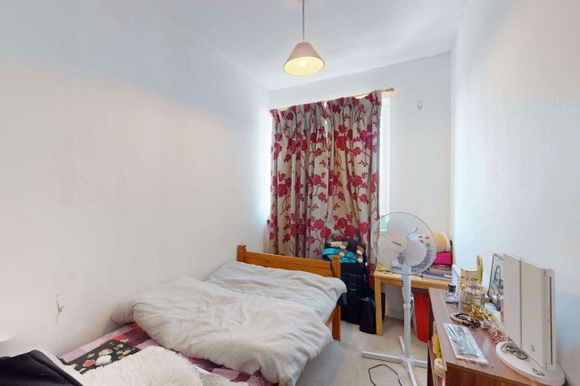 2 & 2a, Park Parade, South Road, Haywards Heath, West Sussex RH16 4LX 1