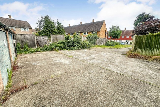 Land and Garages at Ripley Road, Enfield, EN2 0NX 9