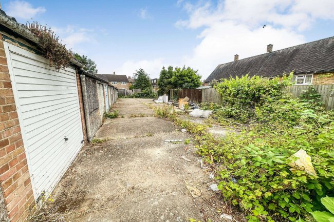 Land and Garages at Ripley Road, Enfield, EN2 0NX 9