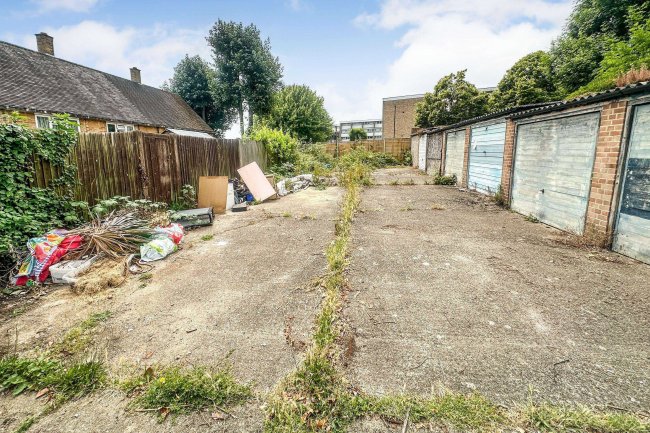 Land and Garages at Ripley Road, Enfield, EN2 0NX 9