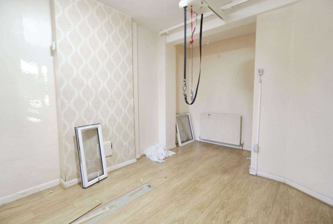 3 Prestbury Road, Forest Gate, London, E7 8NQ 3