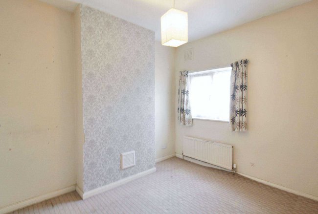 3 Prestbury Road, Forest Gate, London, E7 8NQ 3