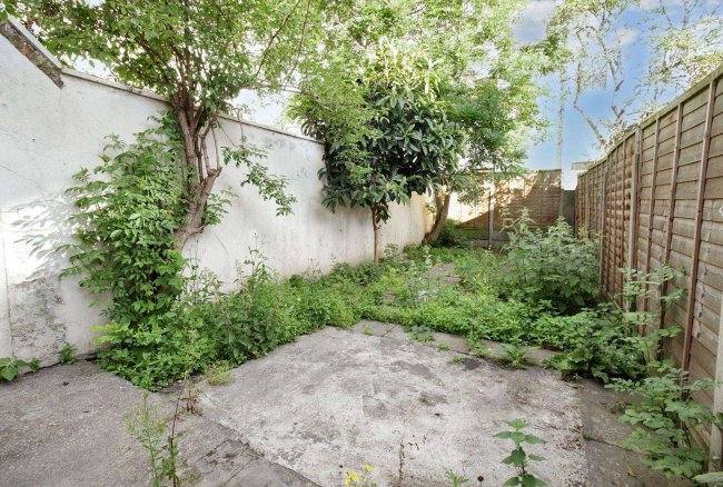 3 Prestbury Road, Forest Gate, London, E7 8NQ 3