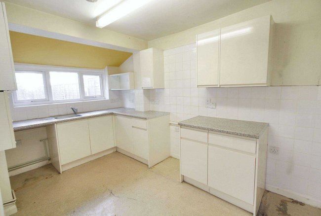 3 Prestbury Road, Forest Gate, London, E7 8NQ 3