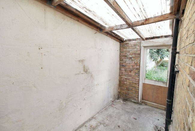 3 Prestbury Road, Forest Gate, London, E7 8NQ 3