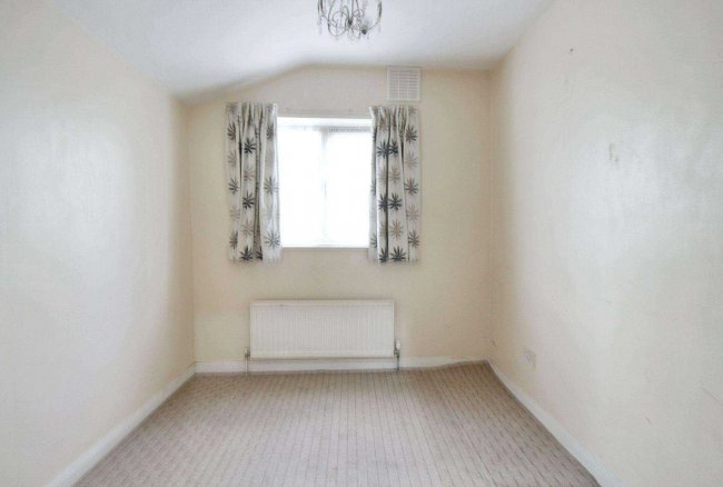 3 Prestbury Road, Forest Gate, London, E7 8NQ 3