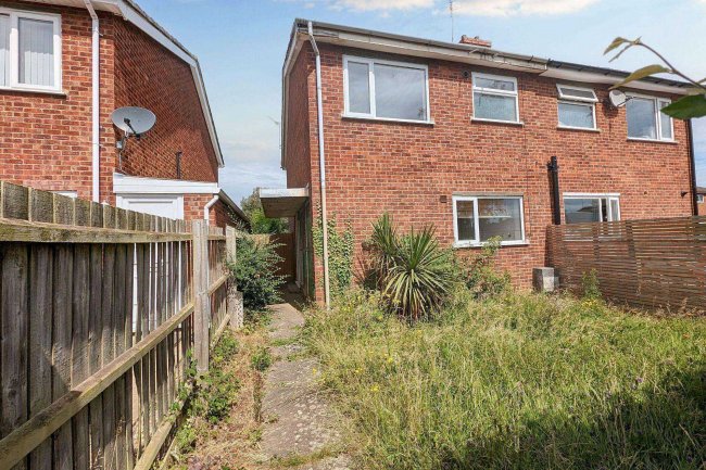 22 Peartree Walk, Yaxley, Peterborough, Cambridgeshire, PE7 3HQ 8