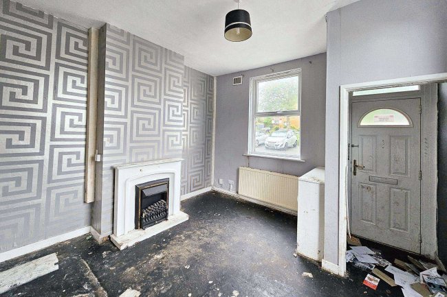 14 Derham Street, Blackburn, Lancashire BB2 3SZ 1