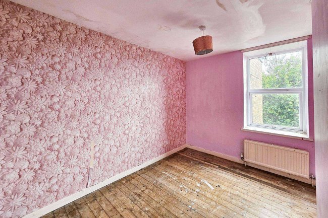 14 Derham Street, Blackburn, Lancashire BB2 3SZ 1